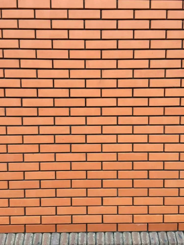 Кирпич керамический лицевой ЖКЗ персиковый гладкий 1 НФ – купить по низкой цене в Екатеринбурге в интернет-магазине Стройснаб Кирпич керамический лицевой ЖКЗ персиковый гладкий 1 НФ в Екатеринбурге