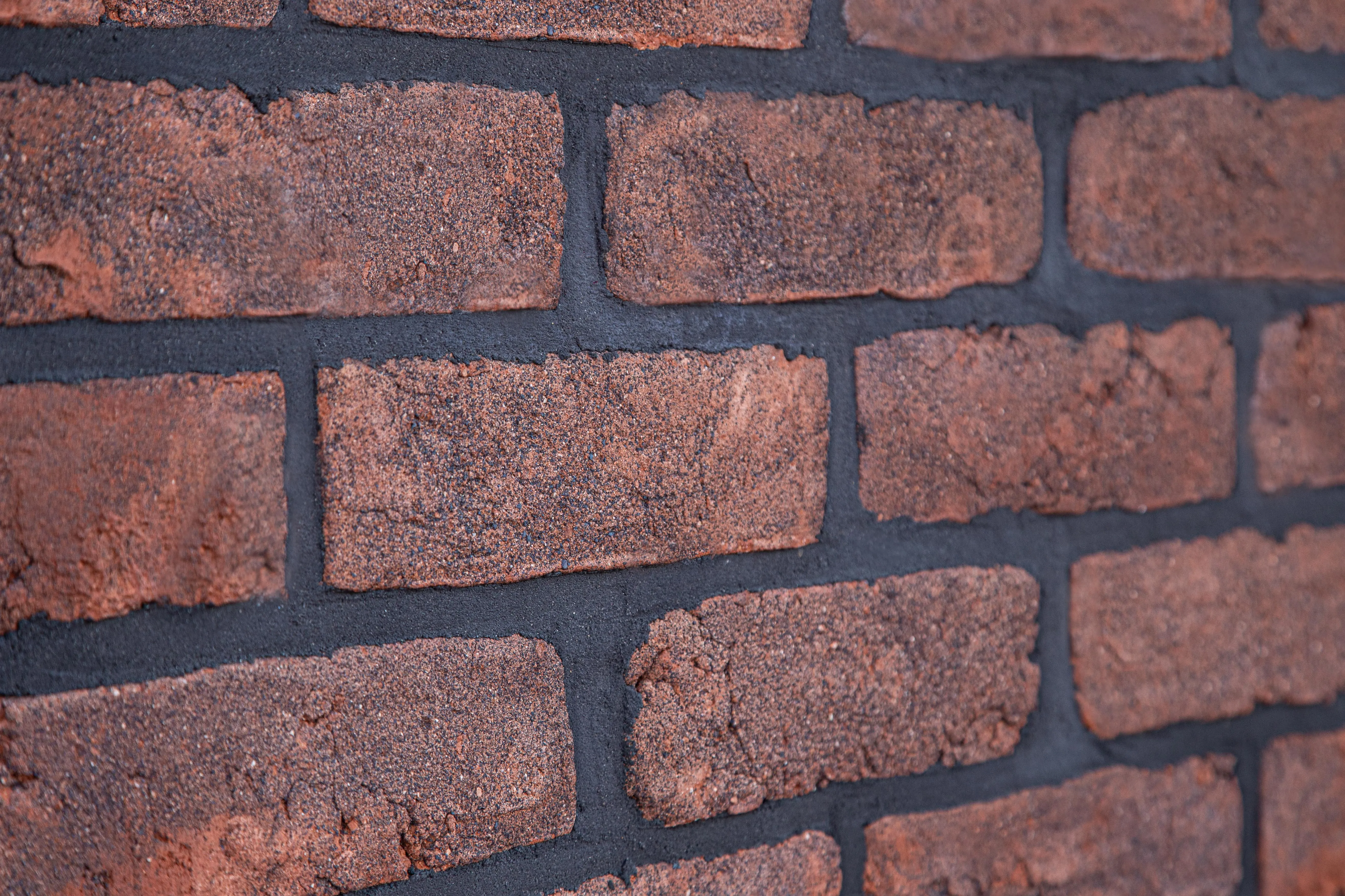 Кирпич ручной формовки Faber Jar Петровский Штандарт Черно-красный – купить по низкой цене в Екатеринбурге в интернет-магазине Стройснаб Кирпич ручной формовки Faber Jar Петровский Штандарт Черно-красный в Екатеринбурге