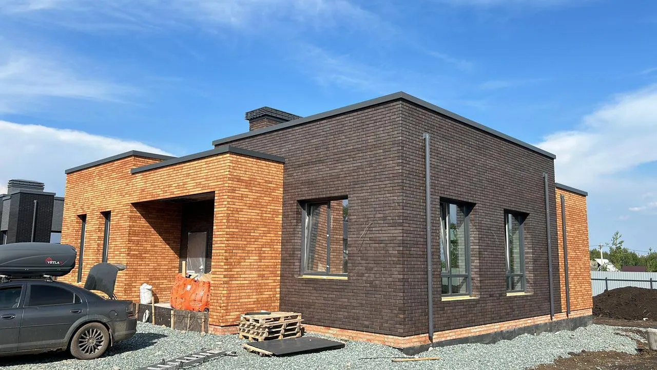 Кирпич керамический лицевой Ликолор Тайга графит магма 1 НФ – купить по низкой цене в Екатеринбурге в интернет-магазине Стройснаб Кирпич керамический лицевой Ликолор Тайга графит магма 1 НФ в Екатеринбурге