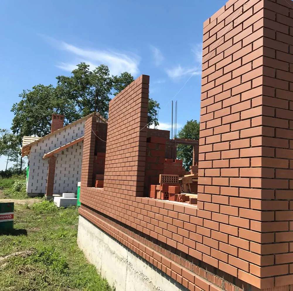 Кирпич керамический лицевой ЖКЗ крафт гладкий 1 НФ – купить по низкой цене в Екатеринбурге в интернет-магазине Стройснаб Кирпич керамический лицевой ЖКЗ крафт гладкий 1 НФ в Екатеринбурге