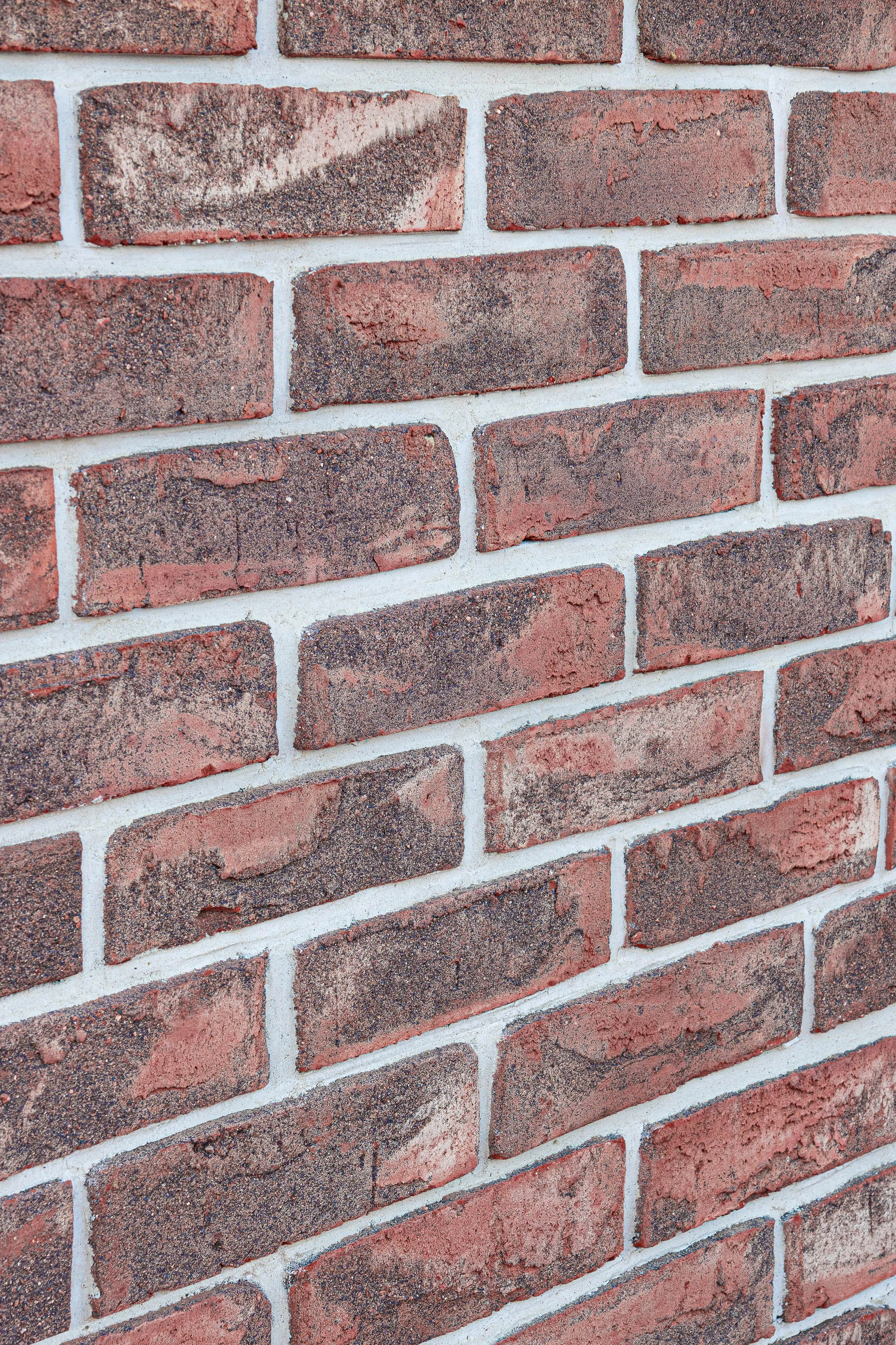 Кирпич ручной формовки Faber Jar Петровский Штандарт Черно-красный – купить по низкой цене в Екатеринбурге в интернет-магазине Стройснаб Кирпич ручной формовки Faber Jar Петровский Штандарт Черно-красный в Екатеринбурге