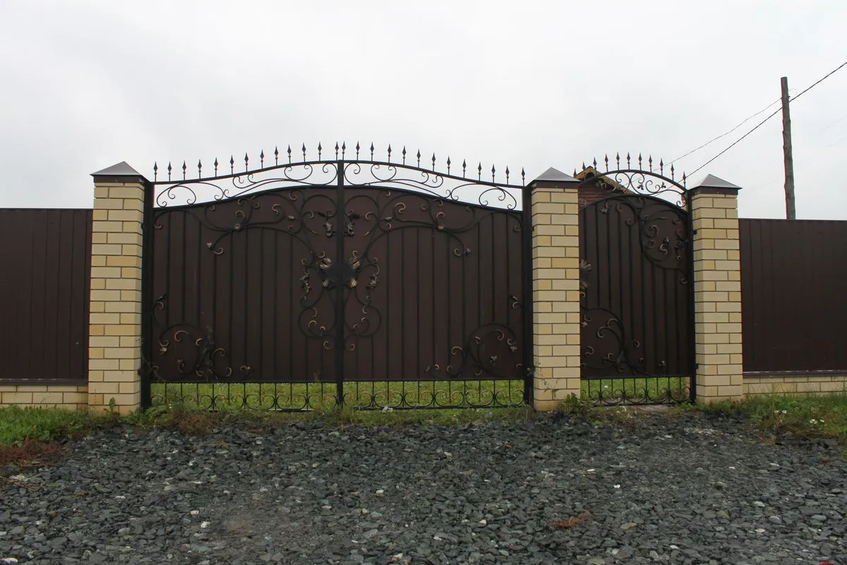 Кирпич силикатный лицевой Поревит желтый 1,4 НФ – купить по низкой цене в Екатеринбурге в интернет-магазине Стройснаб Кирпич силикатный лицевой Поревит желтый 1,4 НФ в Екатеринбурге