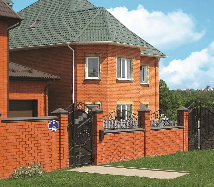 Кирпич керамический лицевой ЖКЗ красный гладкий 1 НФ – купить по низкой цене в Екатеринбурге в интернет-магазине Стройснаб Кирпич керамический лицевой ЖКЗ красный гладкий 1 НФ в Екатеринбурге