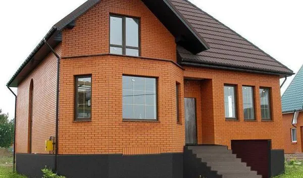 Кирпич керамический лицевой ЛСР Красный гладкий 1 НФ – купить по низкой цене в Екатеринбурге в интернет-магазине Стройснаб Кирпич керамический лицевой ЛСР Красный гладкий 1 НФ в Екатеринбурге