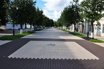 Плитка клинкерная тротуарная ЛСР Мюнхен коричневый Классик 200*100*50 Плитка клинкерная тротуарная ЛСР Мюнхен коричневый Классик 200*100*50