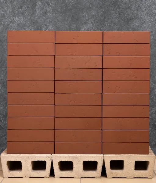 Кирпич керамический лицевой Ликолор бордо лава 1 НФ – купить по низкой цене в Екатеринбурге в интернет-магазине Стройснаб Кирпич керамический лицевой Ликолор бордо лава 1 НФ в Екатеринбурге