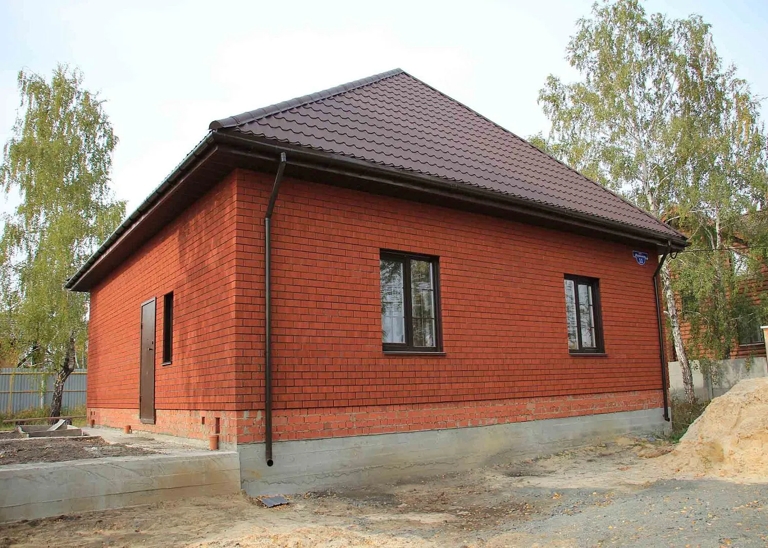 Кирпич керамический лицевой Фурбау Красный велюр меланж 1,4 НФ Кирпич керамический лицевой Фурбау Красный велюр меланж 1,4 НФ