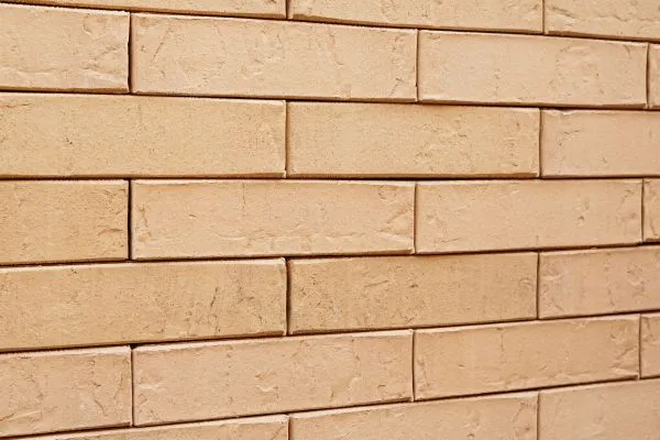 Кирпич клинкерный лицевой Ликолор бежевый лава 1 НФ – купить по низкой цене в Екатеринбурге в интернет-магазине Стройснаб Кирпич клинкерный лицевой Ликолор бежевый лава 1 НФ в Екатеринбурге