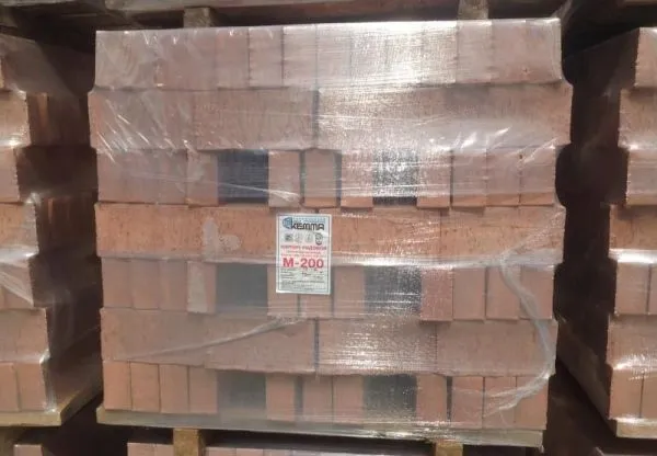 Кирпич КЕММА рядовой полнотелый одинарный с фаской в Екатеринбурге