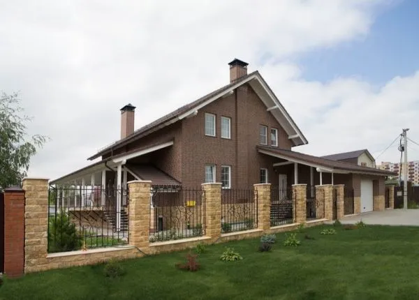 Кирпич керамический лицевой ЛСР коричневый гладкий 1 НФ в Екатеринбурге