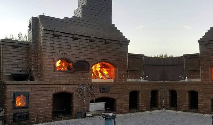 Кирпич керамический лицевой ЛСР коричневый гладкий полнотелый 1 НФ – купить по низкой цене в Екатеринбурге в интернет-магазине Стройснаб Кирпич керамический лицевой ЛСР коричневый гладкий полнотелый 1 НФ в Екатеринбурге