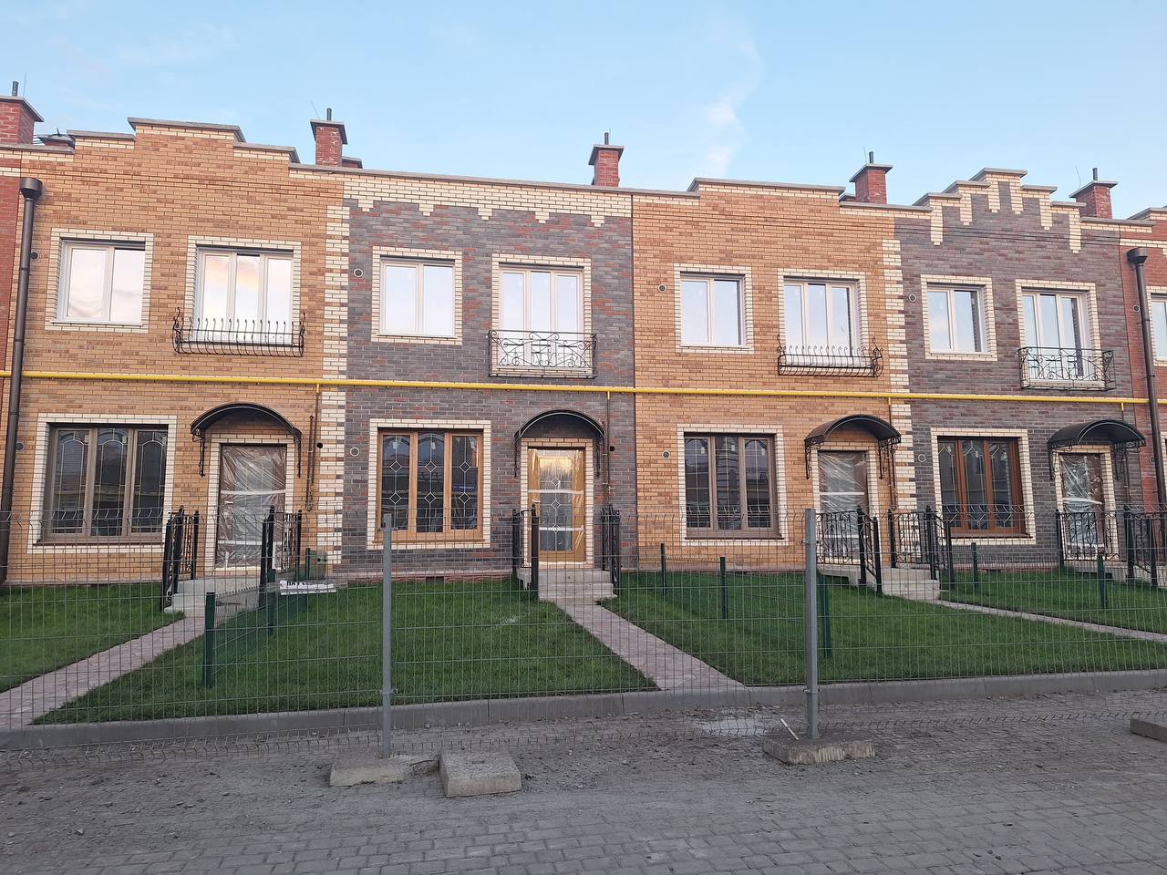 Кирпич керамический лицевой Ликолор Тайга Вулканы Камень счастья 0,7 НФ – купить по низкой цене в Екатеринбурге в интернет-магазине Стройснаб Кирпич керамический лицевой Ликолор Тайга Вулканы Камень счастья 0,7 НФ в Екатеринбурге