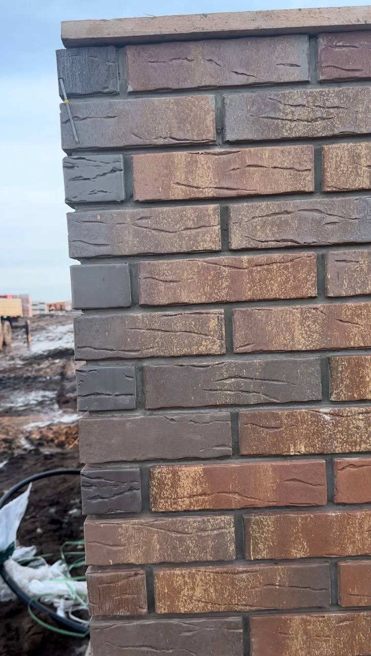 Кирпич керамический лицевой Ликолор Тайга Вулканы Дар земли 1 НФ – купить по низкой цене в Екатеринбурге в интернет-магазине Стройснаб Кирпич керамический лицевой Ликолор Тайга Вулканы Дар земли 1 НФ в Екатеринбурге