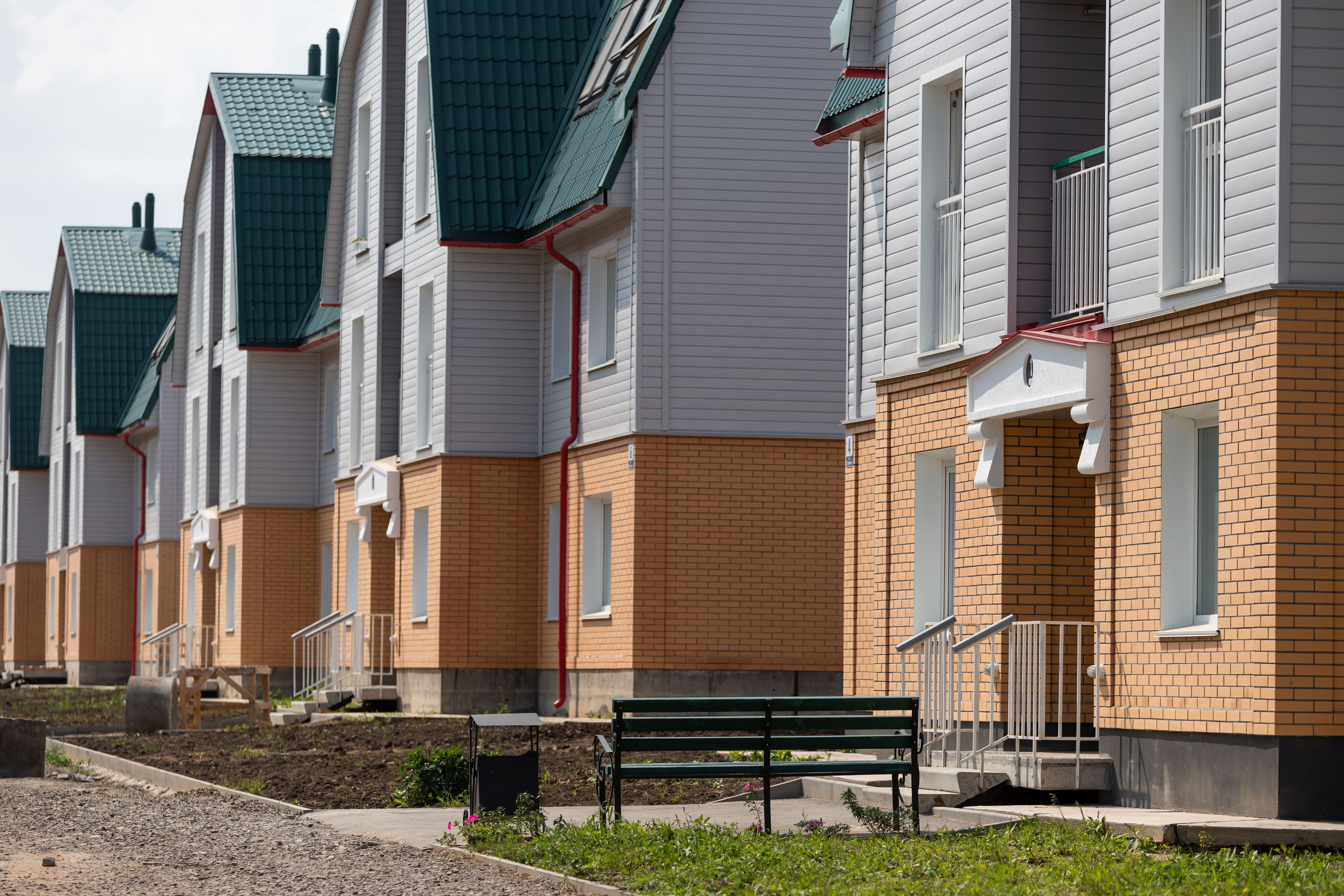 Кирпич керамический лицевой Ликолор соломенный гладкий 1 НФ – купить по низкой цене в Екатеринбурге в интернет-магазине Стройснаб Кирпич керамический лицевой Ликолор соломенный гладкий 1 НФ в Екатеринбурге