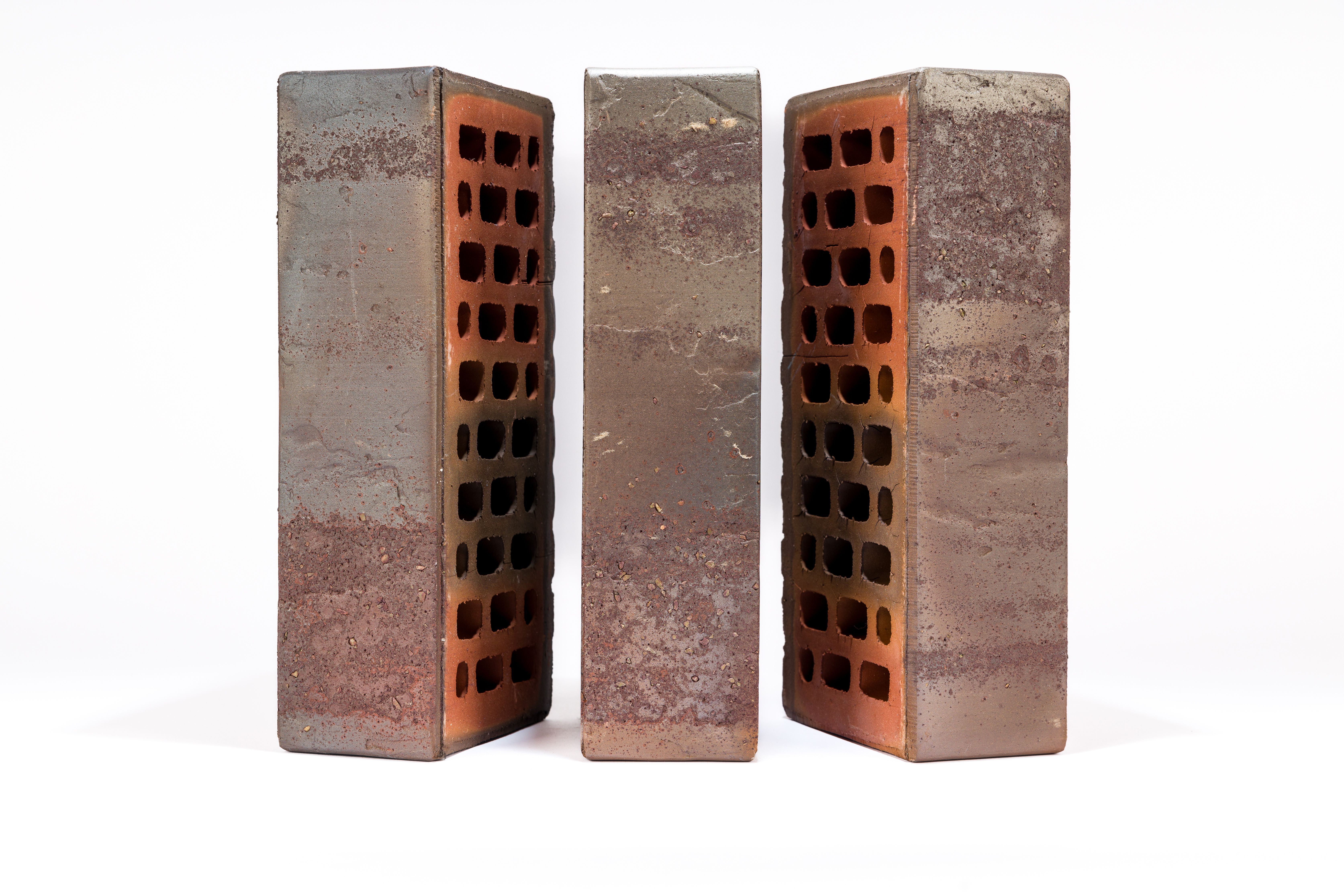 Кирпич керамический лицевой Ликолор Тайга Вулканы Хранитель тишины 0,7 НФ – купить по низкой цене в Екатеринбурге в интернет-магазине Стройснаб Кирпич керамический лицевой Ликолор Тайга Вулканы Хранитель тишины 0,7 НФ в Екатеринбурге