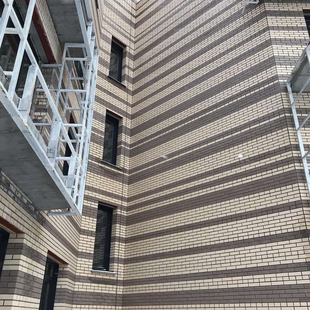 Кирпич керамический лицевой ЖКЗ серый гладкий 1 НФ – купить по низкой цене в Екатеринбурге в интернет-магазине Стройснаб Кирпич керамический лицевой ЖКЗ серый гладкий 1 НФ в Екатеринбурге