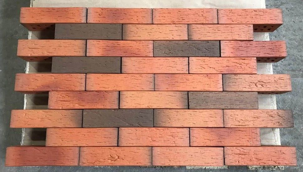 Клинкер фасадный ЛСР 0,71 НФ красный флешинг "Ноттингем" береста – купить по низкой цене в Екатеринбурге в интернет-магазине Стройснаб Клинкер фасадный ЛСР 0,71 НФ красный флешинг "Ноттингем" береста в Екатеринбурге