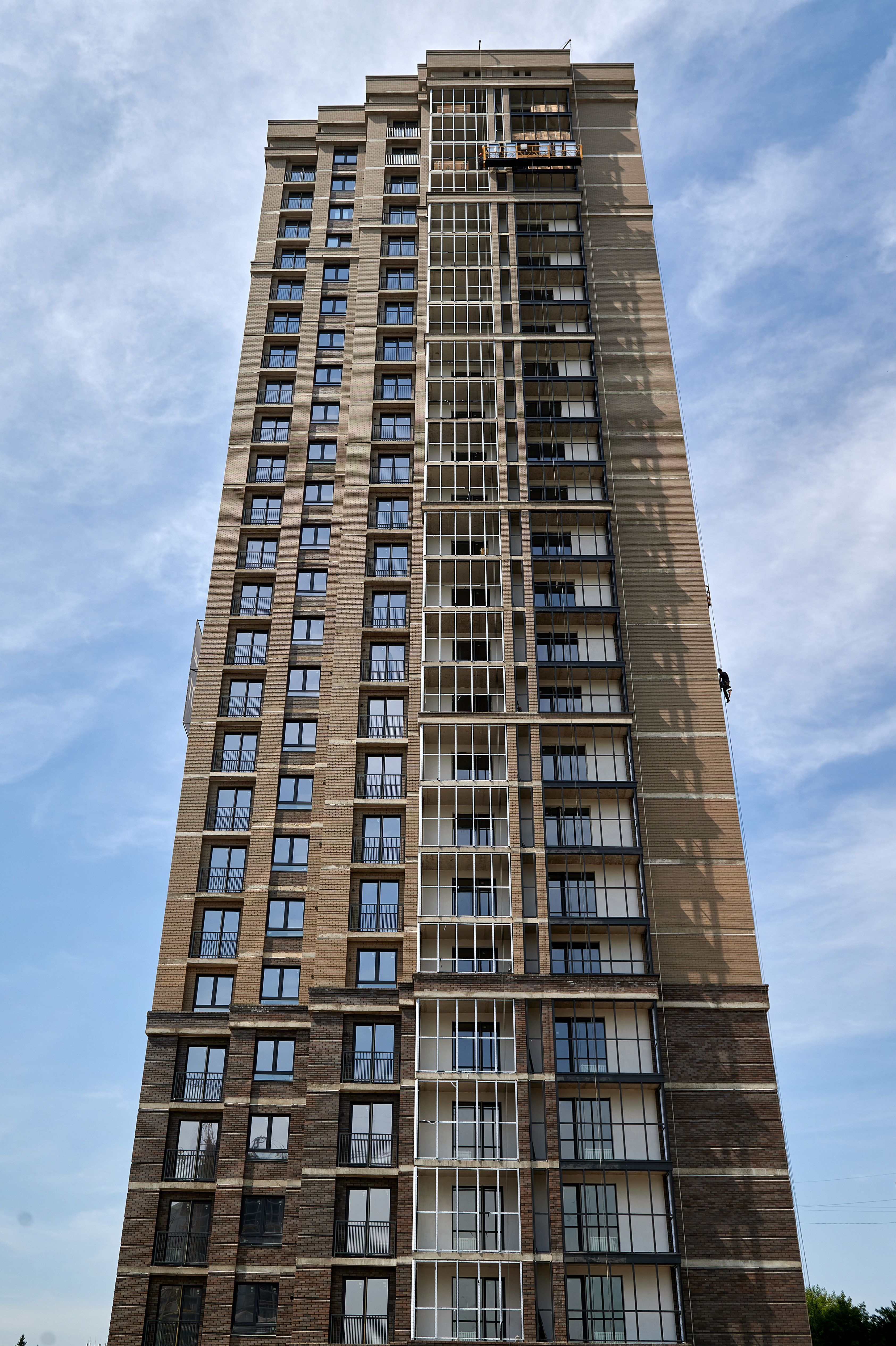 Кирпич керамический лицевой Ликолор серый гладкий 1 НФ – купить по низкой цене в Екатеринбурге в интернет-магазине Стройснаб Кирпич керамический лицевой Ликолор серый гладкий 1 НФ в Екатеринбурге