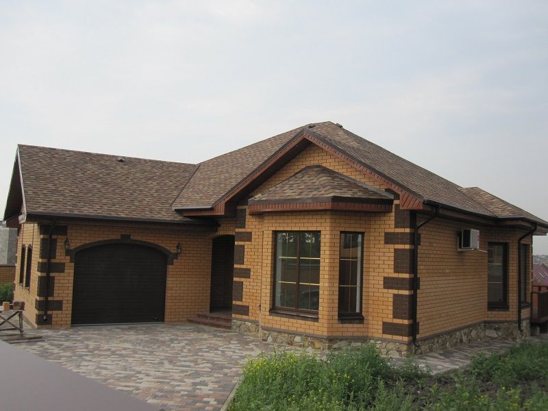 Кирпич керамический лицевой ОСМиБТ солома гладкий 1,4 НФ – купить по низкой цене в Екатеринбурге в интернет-магазине Стройснаб Кирпич керамический лицевой ОСМиБТ солома гладкий 1,4 НФ в Екатеринбурге