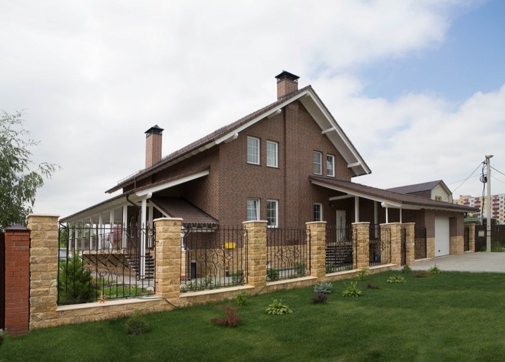 Кирпич керамический ЛСР одинарный Коричневый гладкий – купить по низкой цене в Екатеринбурге в интернет-магазине Стройснаб Кирпич керамический ЛСР одинарный Коричневый гладкий в Екатеринбурге