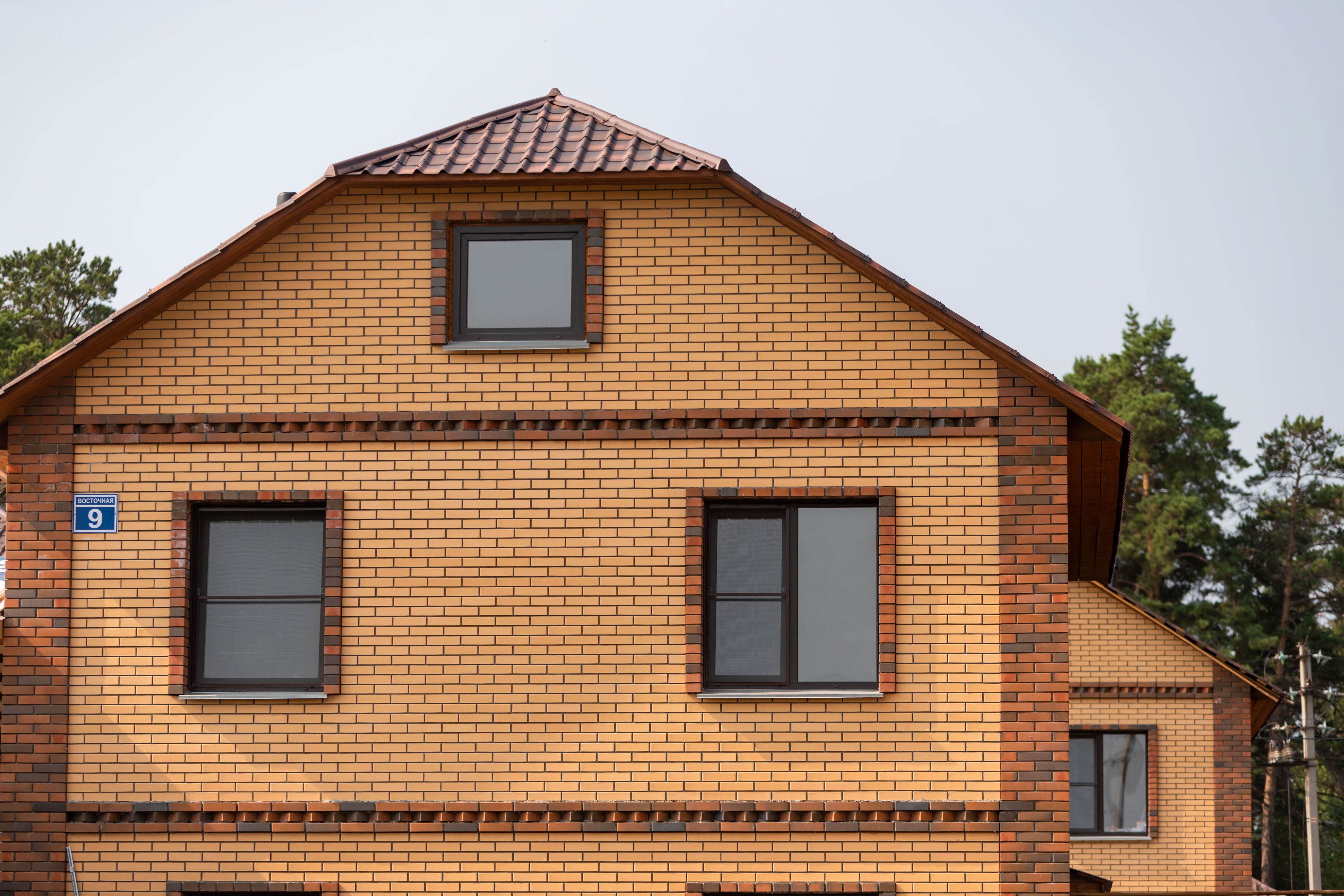 Кирпич керамический лицевой Ликолор соломенный гладкий 1 НФ – купить по низкой цене в Екатеринбурге в интернет-магазине Стройснаб Кирпич керамический лицевой Ликолор соломенный гладкий 1 НФ в Екатеринбурге