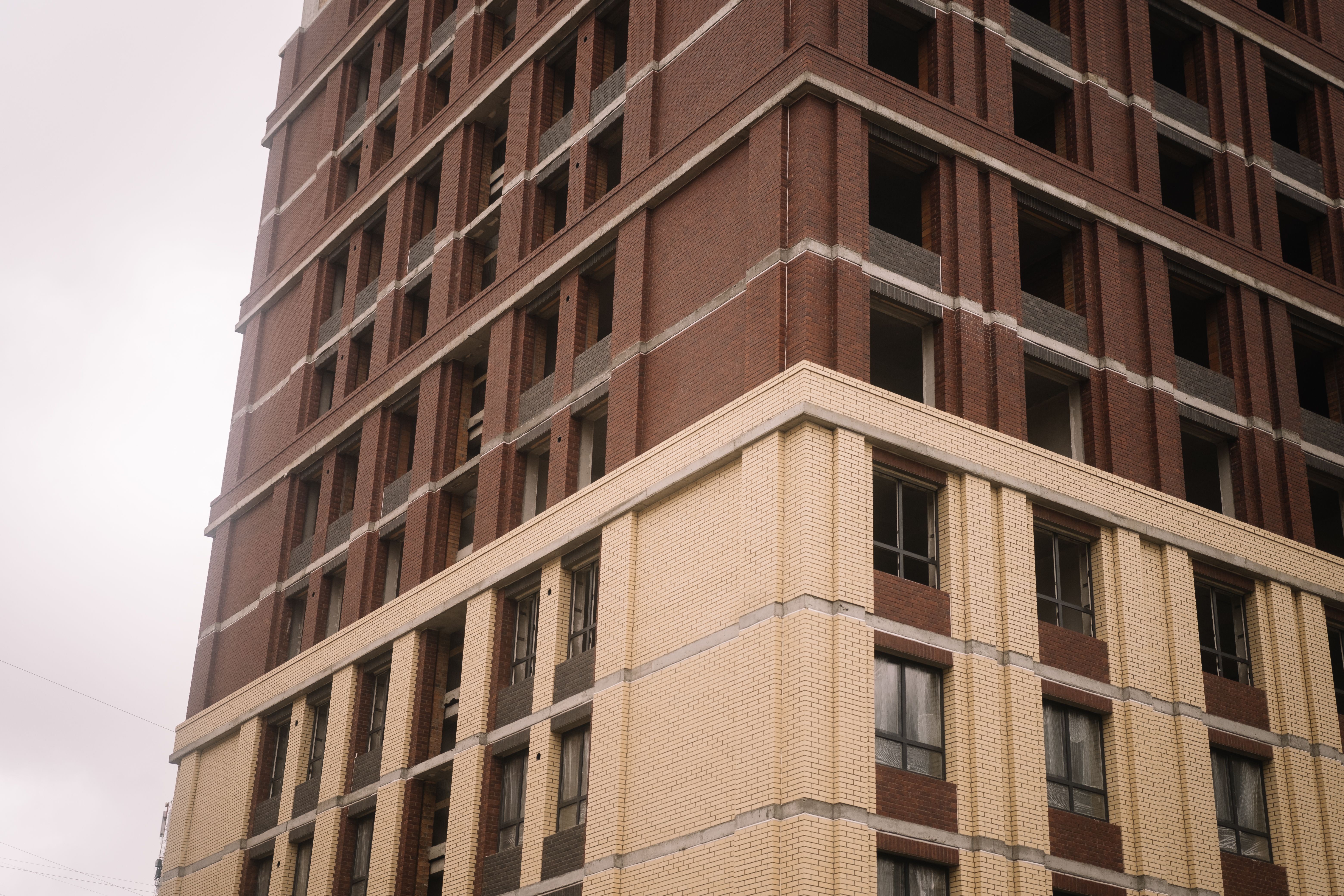 Кирпич керамический лицевой Ликолор Тайга Вулканы Черное сокровище 1 НФ – купить по низкой цене в Екатеринбурге в интернет-магазине Стройснаб Кирпич керамический лицевой Ликолор Тайга Вулканы Черное сокровище 1 НФ в Екатеринбурге