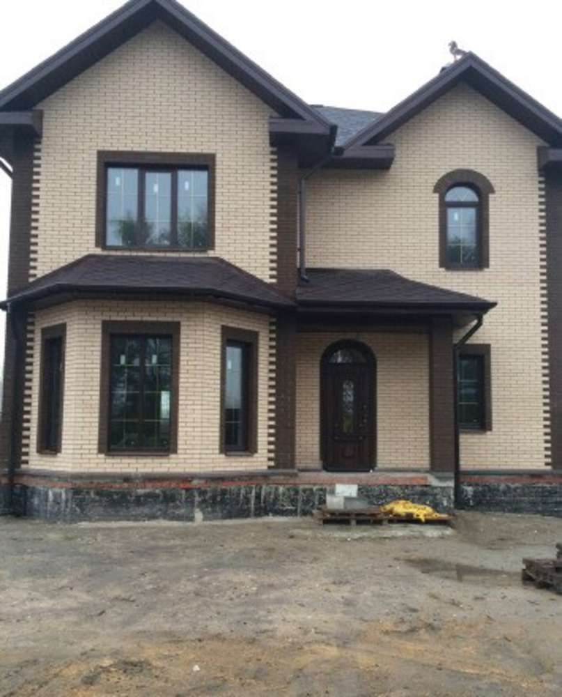 Кирпич керамический лицевой ОСМиБТ белый бархат 1,4 НФ – купить по низкой цене в Екатеринбурге в интернет-магазине Стройснаб Кирпич керамический лицевой ОСМиБТ белый бархат 1,4 НФ в Екатеринбурге