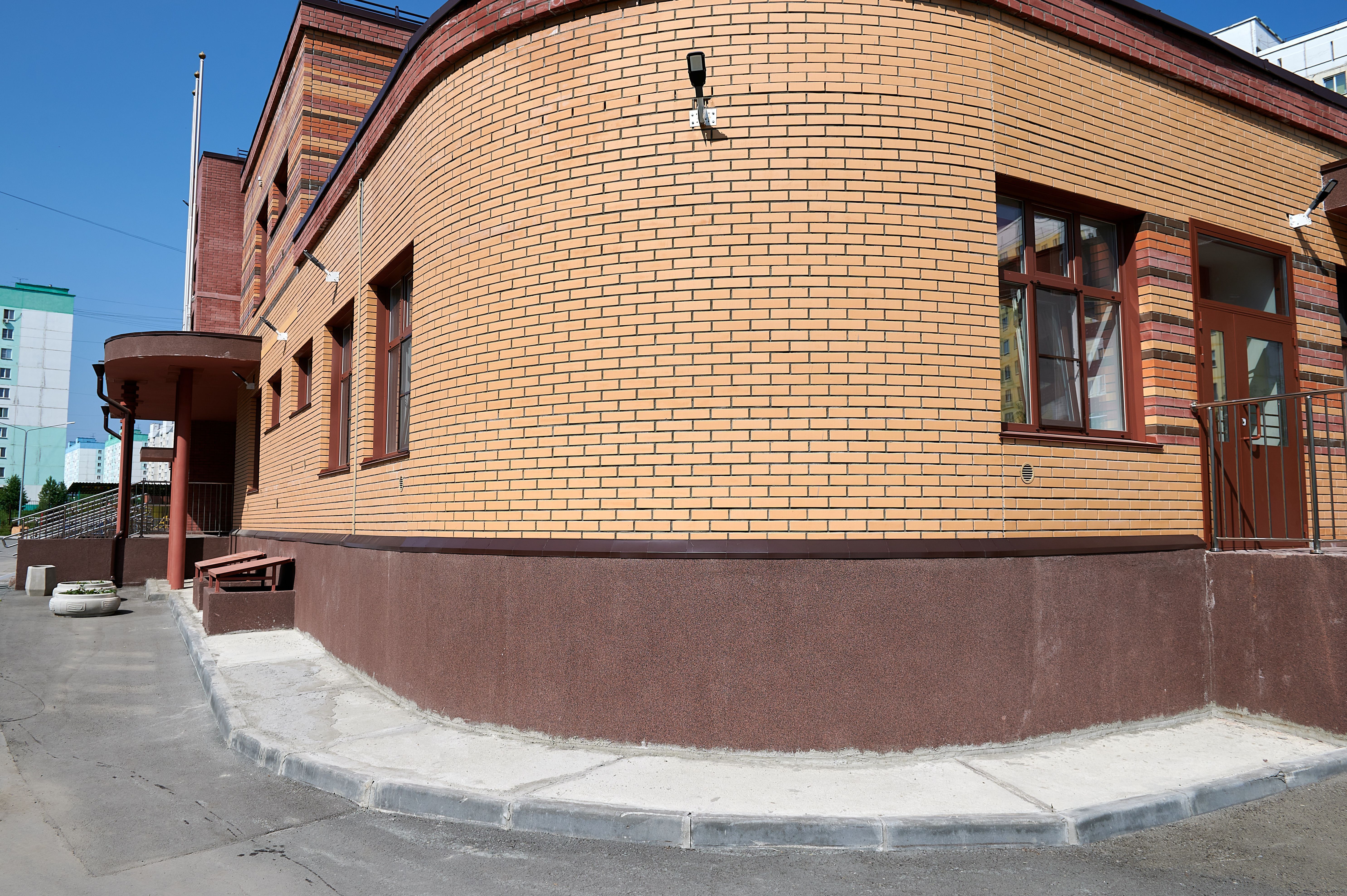 Кирпич керамический лицевой Ликолор соломенный гладкий 1 НФ – купить по низкой цене в Екатеринбурге в интернет-магазине Стройснаб Кирпич керамический лицевой Ликолор соломенный гладкий 1 НФ в Екатеринбурге