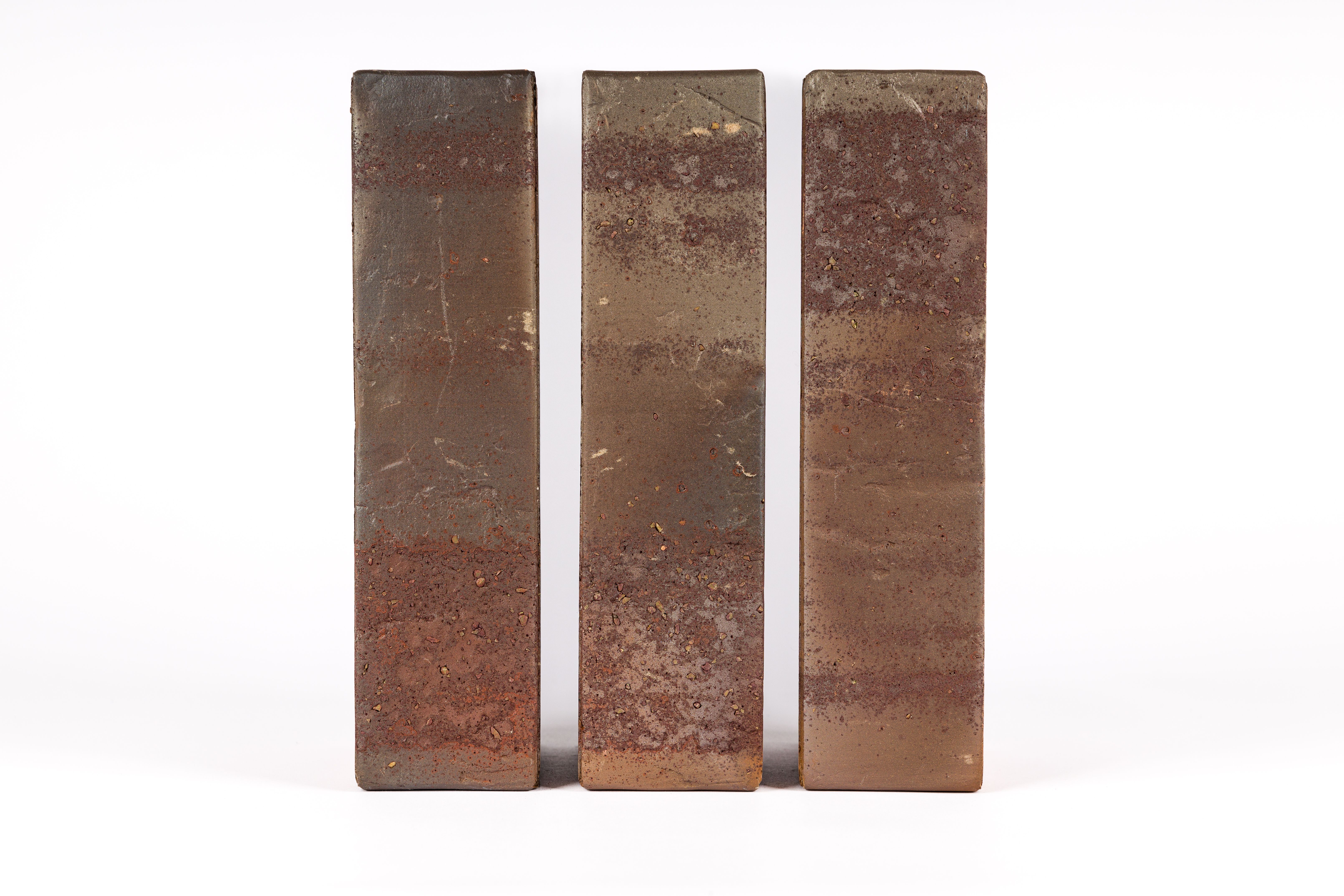 Кирпич керамический лицевой Ликолор Тайга Вулканы Хранитель тишины 0,7 НФ – купить по низкой цене в Екатеринбурге в интернет-магазине Стройснаб Кирпич керамический лицевой Ликолор Тайга Вулканы Хранитель тишины 0,7 НФ в Екатеринбурге