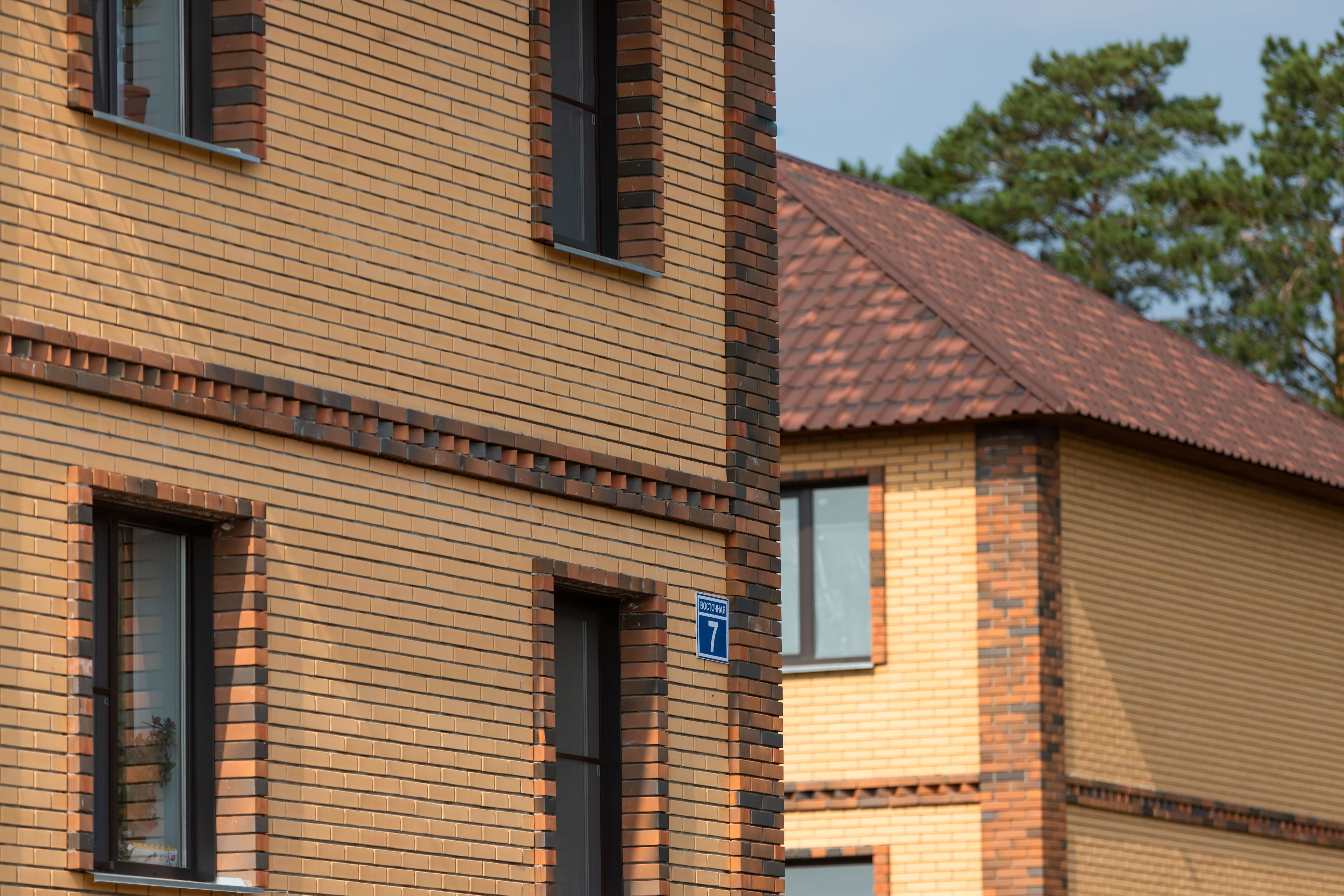 Кирпич керамический лицевой Ликолор соломенный гладкий 1 НФ – купить по низкой цене в Екатеринбурге в интернет-магазине Стройснаб Кирпич керамический лицевой Ликолор соломенный гладкий 1 НФ в Екатеринбурге