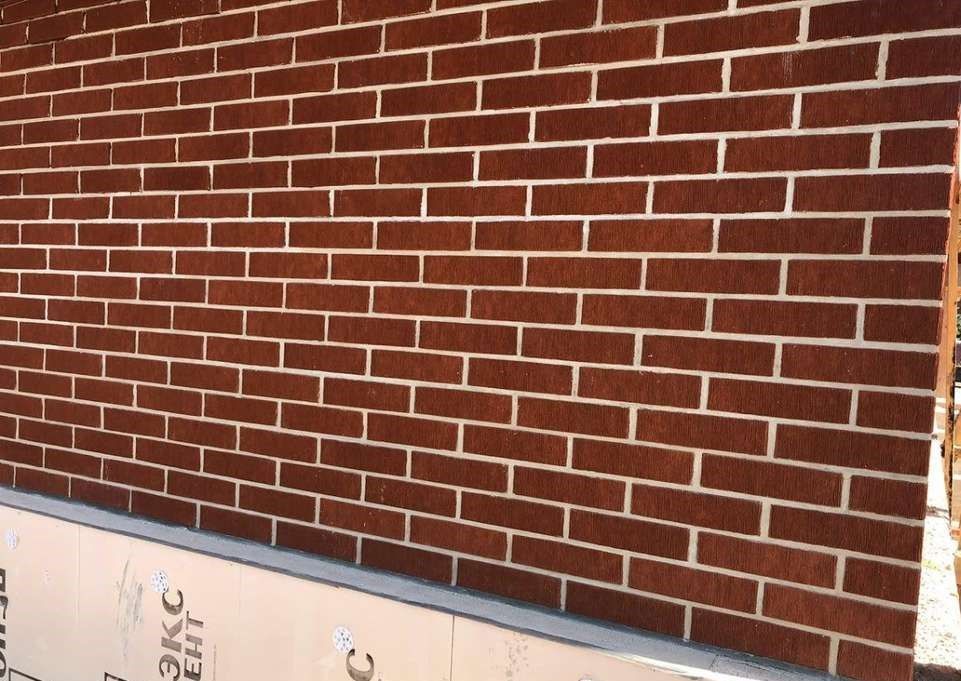 Кирпич керамический лицевой ЖКЗ красный бархат 0,7 НФ – купить по низкой цене в Екатеринбурге в интернет-магазине Стройснаб Кирпич керамический лицевой ЖКЗ красный бархат 0,7 НФ в Екатеринбурге