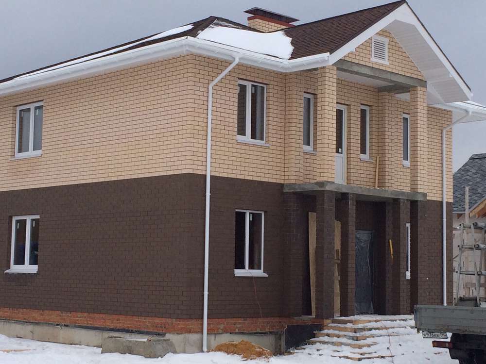 Кирпич керамический лицевой ЖКЗ слоновая кость гладкий 1,4 НФ – купить по низкой цене в Екатеринбурге в интернет-магазине Стройснаб Кирпич керамический лицевой ЖКЗ слоновая кость гладкий 1,4 НФ в Екатеринбурге