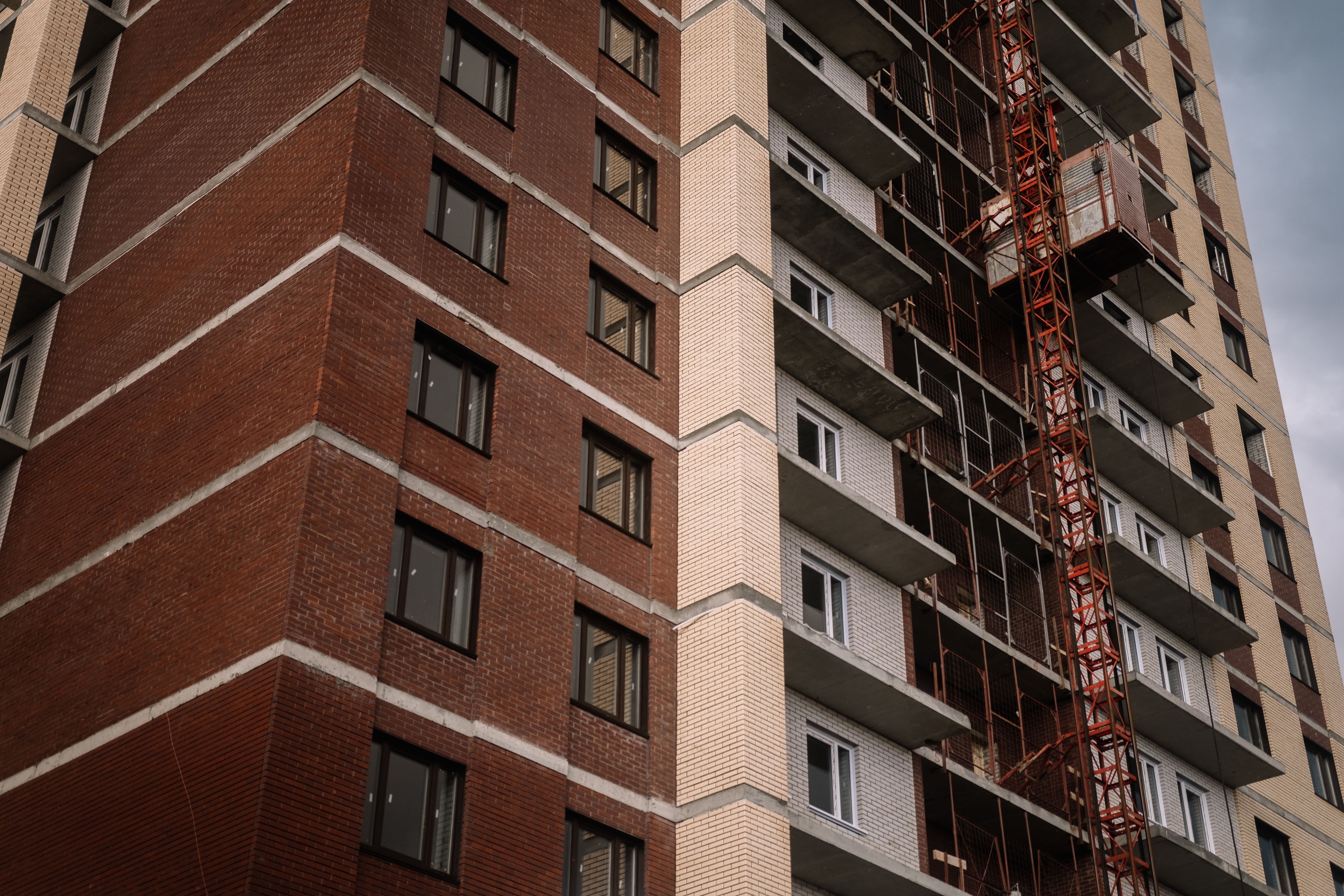 Кирпич керамический лицевой Ликолор Тайга Вулканы Пылающий камень 0,7 НФ – купить по низкой цене в Екатеринбурге в интернет-магазине Стройснаб Кирпич керамический лицевой Ликолор Тайга Вулканы Пылающий камень 0,7 НФ в Екатеринбурге