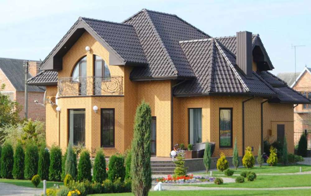 Кирпич керамический лицевой ЖКЗ соломенный гладкий 1,4 НФ – купить по низкой цене в Екатеринбурге в интернет-магазине Стройснаб Кирпич керамический лицевой ЖКЗ соломенный гладкий 1,4 НФ в Екатеринбурге