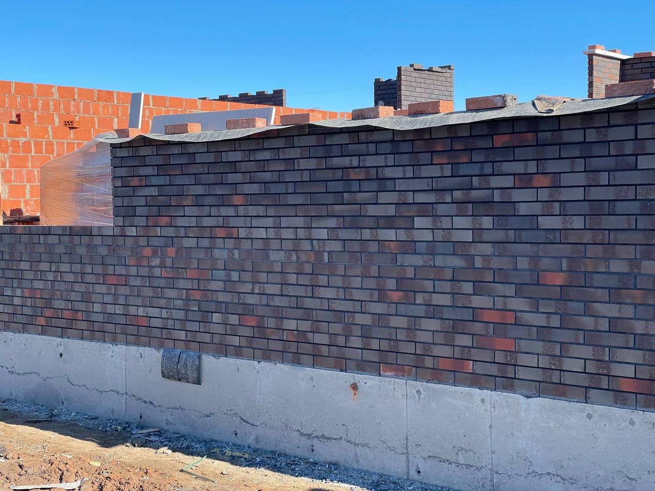 Кирпич керамический лицевой Ликолор Тайга Вулканы Хранитель тишины 1 НФ – купить по низкой цене в Екатеринбурге в интернет-магазине Стройснаб Кирпич керамический лицевой Ликолор Тайга Вулканы Хранитель тишины 1 НФ в Екатеринбурге