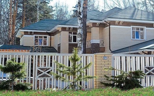 Кирпич керамический лицевой ЖКЗ белый гладкий 1 НФ – купить по низкой цене в Екатеринбурге в интернет-магазине Стройснаб Кирпич керамический лицевой ЖКЗ белый гладкий 1 НФ в Екатеринбурге