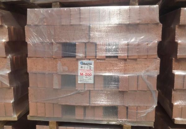 Кирпич КЕММА рядовой полнотелый одинарный с фаской в Екатеринбурге