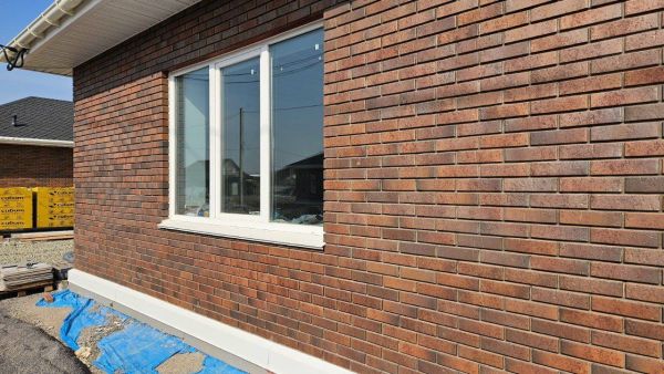 Кирпич керамический лицевой Ликолор Тайга морион юг гладкий 0,7 НФ – купить по низкой цене в Екатеринбурге в интернет-магазине Стройснаб Кирпич керамический лицевой Ликолор Тайга морион юг гладкий 0,7 НФ в Екатеринбурге