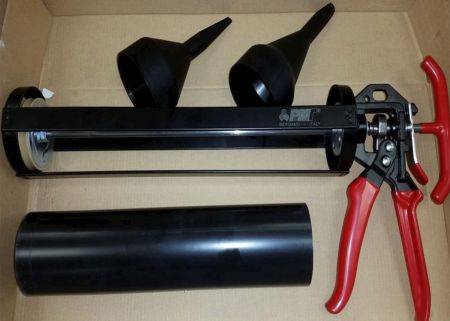 Комплект для затирки швов - Шприц-пистолет в Екатеринбурге
