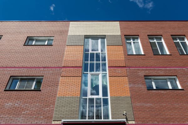 Кирпич керамический лицевой Ликолор бордо гладкий 1 НФ – купить по низкой цене в Екатеринбурге в интернет-магазине Стройснаб Кирпич керамический лицевой Ликолор бордо гладкий 1 НФ в Екатеринбурге