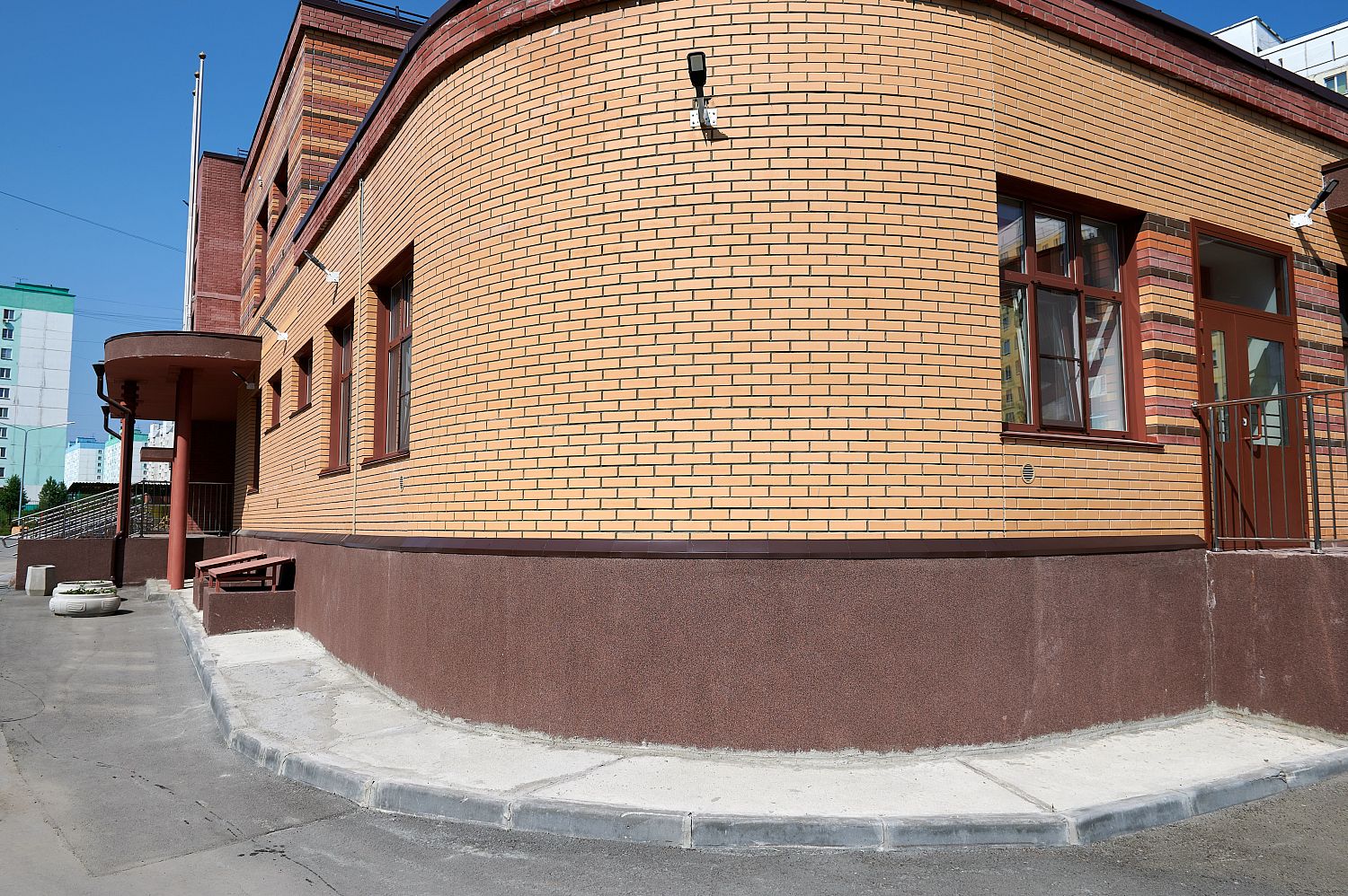 Кирпич керамический лицевой Ликолор соломенный гладкий 1 НФ