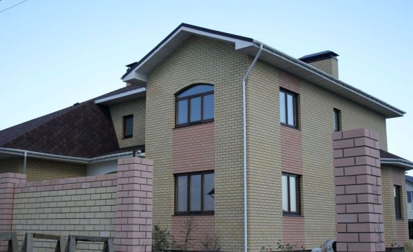 Кирпич силикатный Поревит лицевой одинарный пустотелый красный в Екатеринбурге