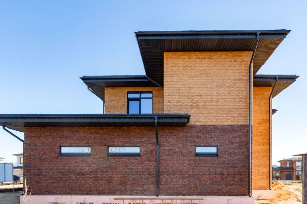 Кирпич керамический лицевой Ликолор Тайга морошка скала 0,7 НФ – купить по низкой цене в Екатеринбурге в интернет-магазине Стройснаб Кирпич керамический лицевой Ликолор Тайга морошка скала 0,7 НФ в Екатеринбурге