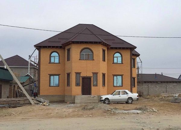 Кирпич керамический лицевой Ликолор соломенный гладкий 1 НФ – купить по низкой цене в Екатеринбурге в интернет-магазине Стройснаб Кирпич керамический лицевой Ликолор соломенный гладкий 1 НФ в Екатеринбурге